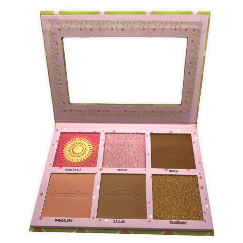 Cheekleaders Pink Squad Highlighter and Bronzing Palette Cheekleaders Pink Squad Highlighter and Bronzing Palette